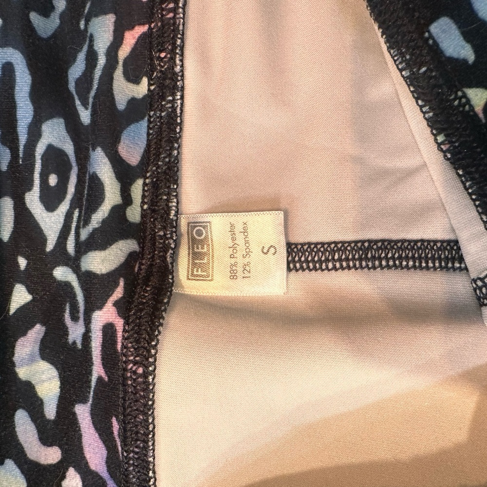 Women's FLEO workout shorts.
Size Small - Picture 7 of 11